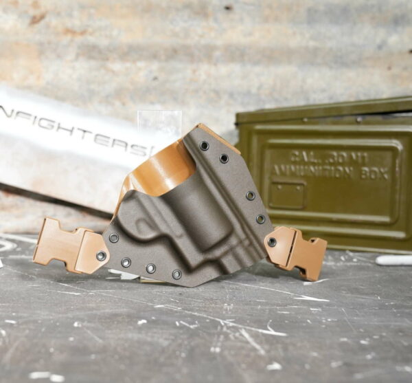 Smith & Wesson  Governor| MAS Grey/Coyote | Righthand | Opened End | Kenai | K432