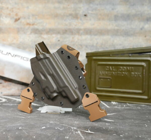 Smith & Wesson M+P P.C. 10mm 5.6" TLR8a| MAS Grey/MAS Grey | Righthand | Closed End | Light Bearing Kenai| KL206