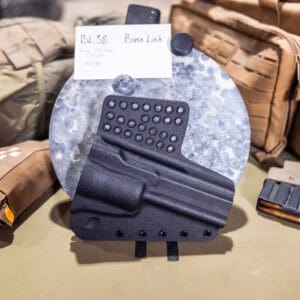 Ruger Blackhawk| Black/Black | Righthand | Opened End | Bino Link | BL38