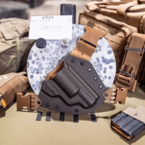 Taurus Poly Protecter| Mas Grey/Coyote | Righthand | Closed End | Kenai | K884