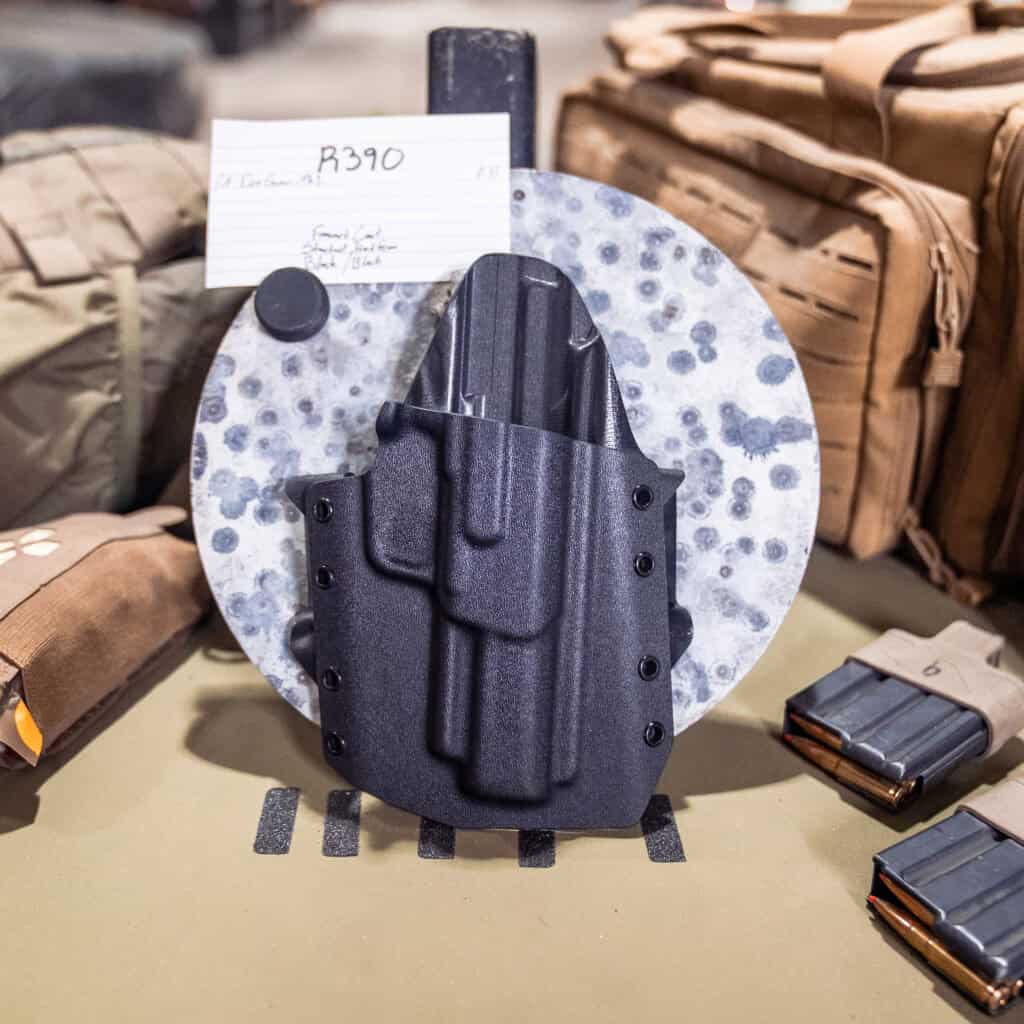 FN Five Seven| Black/Black | Righthand | Closed End | 45° Cant| Ronin | R390